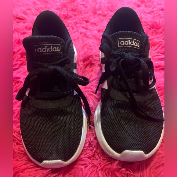 Black and Pink Women’s Adidas Tennis Shoes size 6 - Picture 2 of 5